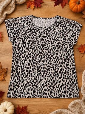 Maurices Leopard Print Cutout Shoulder Top Women’s Medium Pink Black Cream